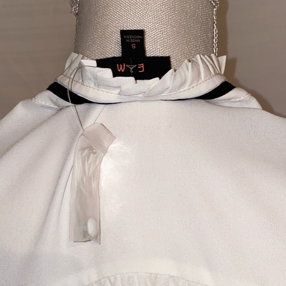 Blouse - Picture 7 of 8